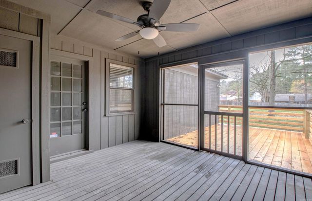 8 Fox Run Drive, Little Rock, AR 72210