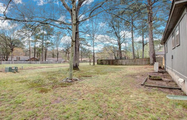 8 Fox Run Drive, Little Rock, AR 72210