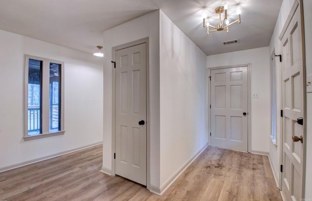 8 Fox Run Drive, Little Rock, AR 72210