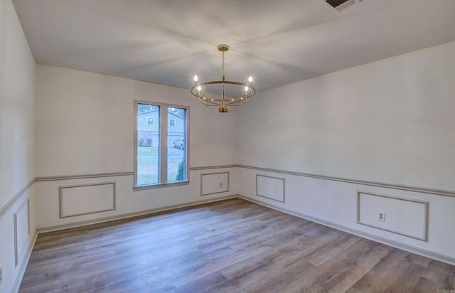 8 Fox Run Drive, Little Rock, AR 72210