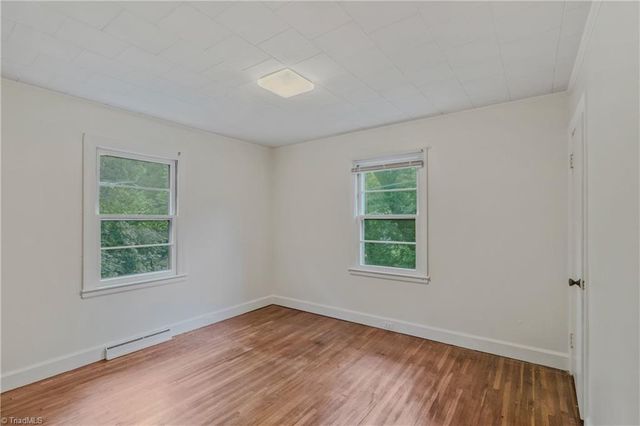 208 Linville Road, Mount Airy, NC 27030