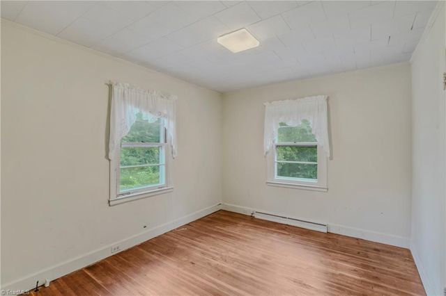 208 Linville Road, Mount Airy, NC 27030