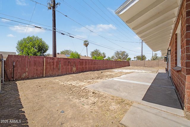 4031 W CLAREMONT Street, Phoenix, AZ 85019