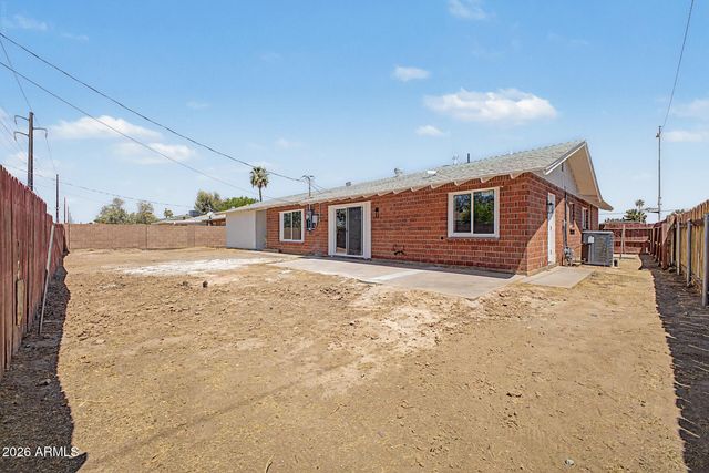 4031 W CLAREMONT Street, Phoenix, AZ 85019