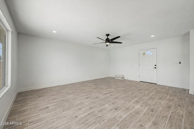 4031 W CLAREMONT Street, Phoenix, AZ 85019