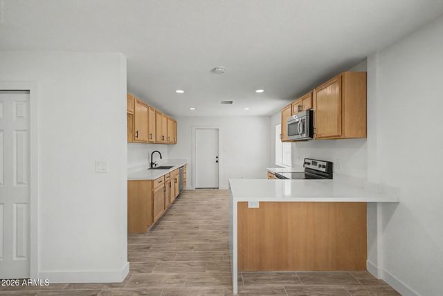 4031 W CLAREMONT Street, Phoenix, AZ 85019