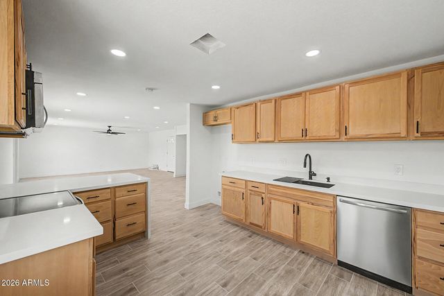 4031 W CLAREMONT Street, Phoenix, AZ 85019