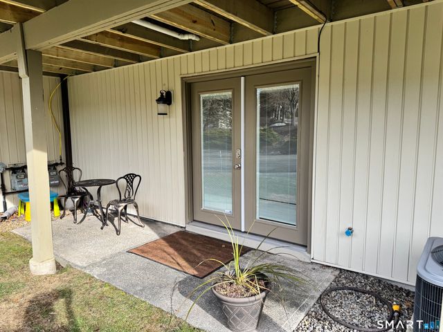 12 Spindle Hill Road 8G, Wolcott, CT 06716