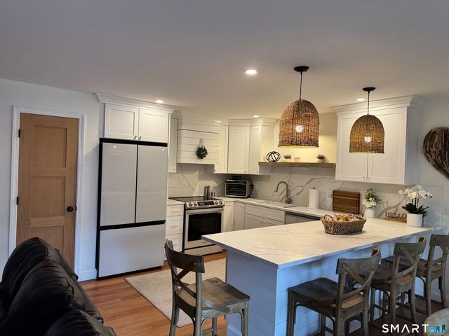 12 Spindle Hill Road 8G, Wolcott, CT 06716