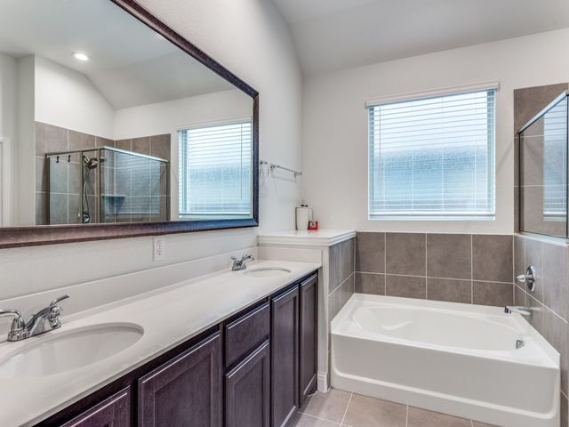 5629 Surry Mountain Trail, Fort Worth, TX 76179