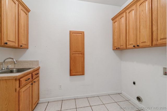 1701 N Skinner Avenue, Drumright, OK 74030