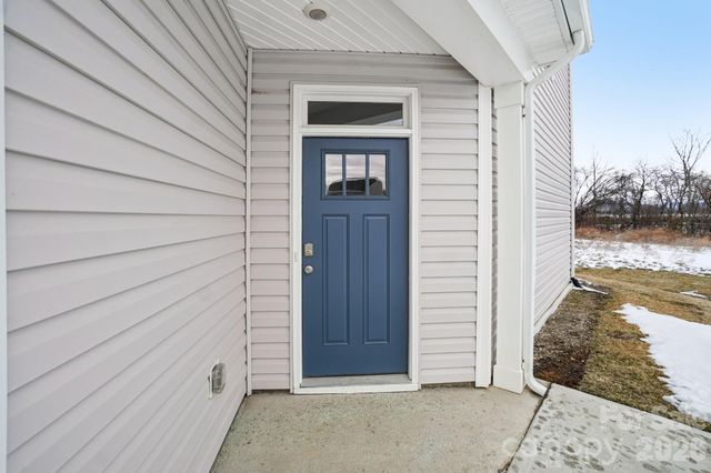 320 Lagoon Road, Fletcher, NC 28732