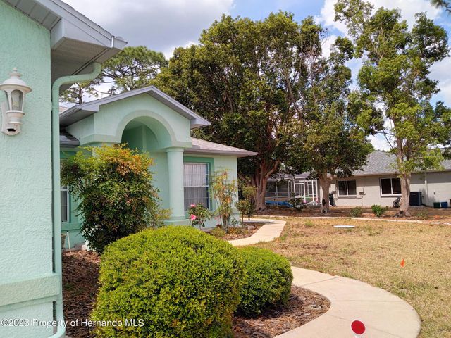 8513 Beach Road, Spring Hill, FL 34606