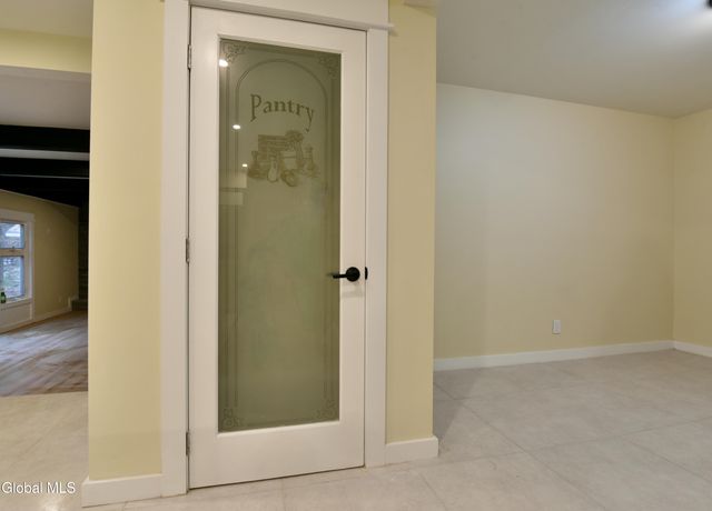 1011 Middleline Road, Milton, NY 12020