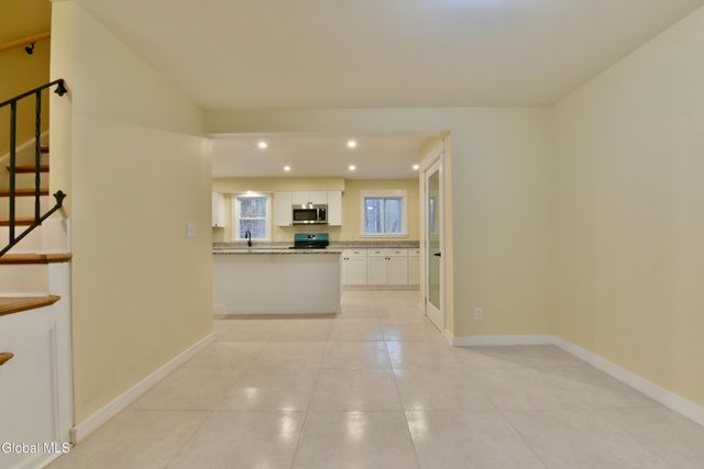 1011 Middleline Road, Milton, NY 12020