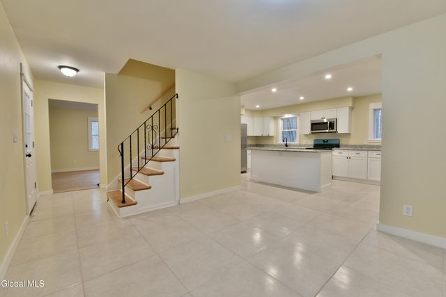 1011 Middleline Road, Milton, NY 12020