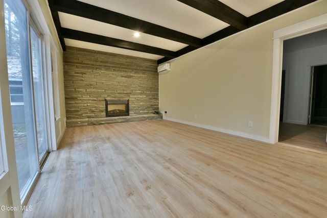 1011 Middleline Road, Milton, NY 12020