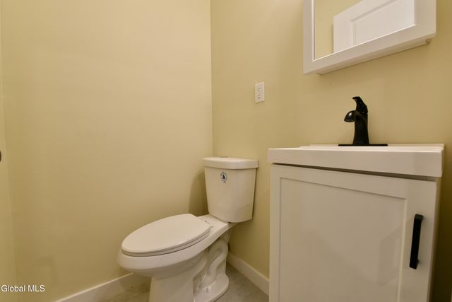 1011 Middleline Road, Milton, NY 12020