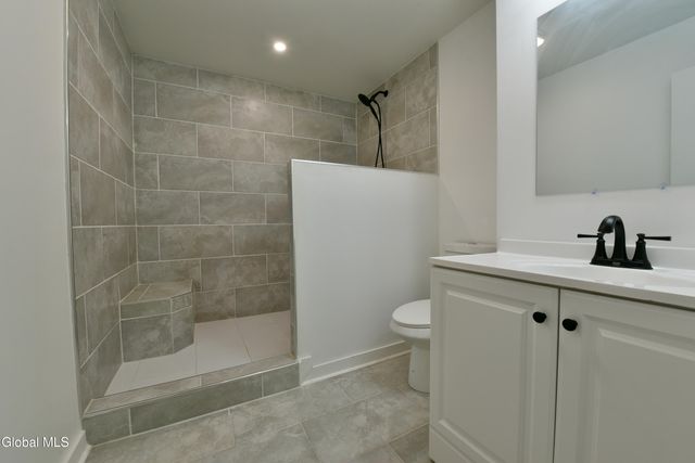 1011 Middleline Road, Milton, NY 12020