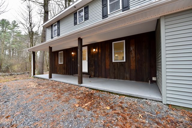 1011 Middleline Road, Milton, NY 12020