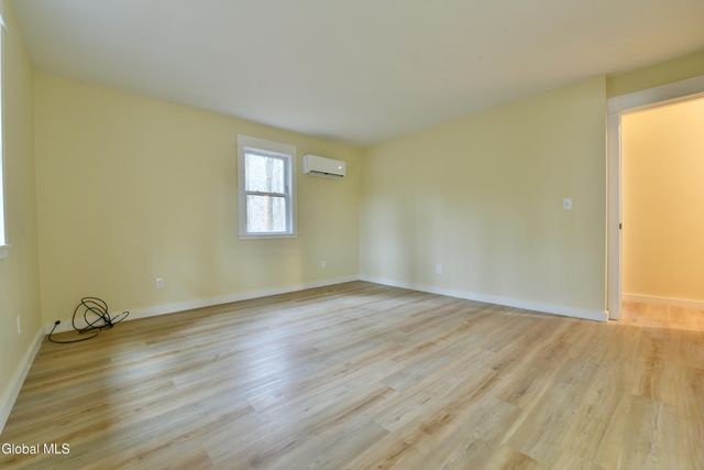 1011 Middleline Road, Milton, NY 12020