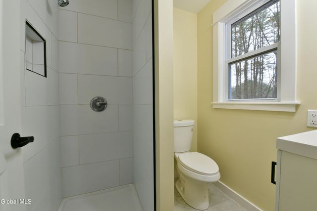 1011 Middleline Road, Milton, NY 12020