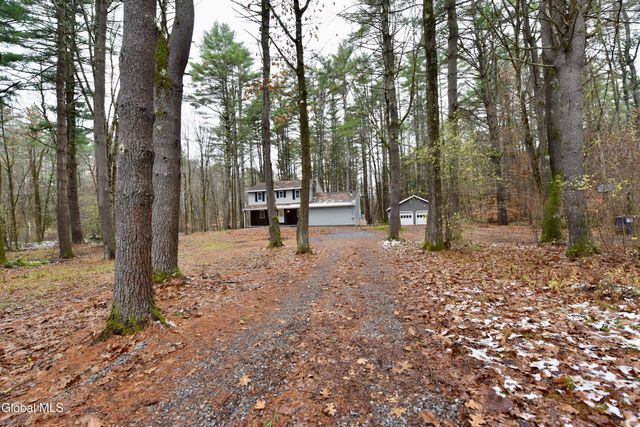 1011 Middleline Road, Milton, NY 12020