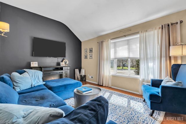 290 brunswick Avenue, Spotswood, NJ 08884