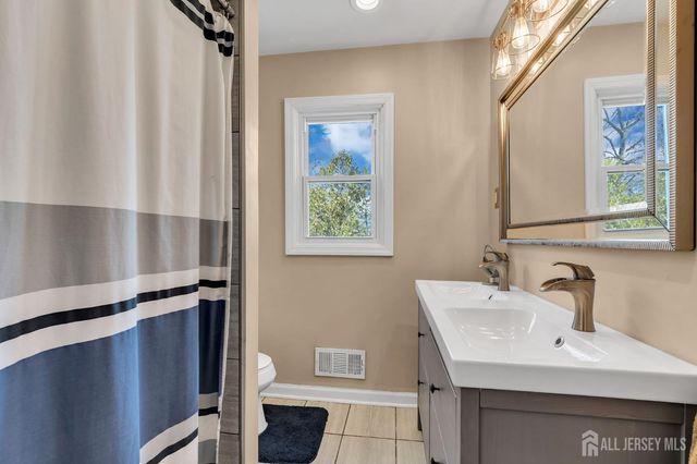 290 brunswick Avenue, Spotswood, NJ 08884