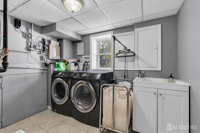 290 brunswick Avenue, Spotswood, NJ 08884