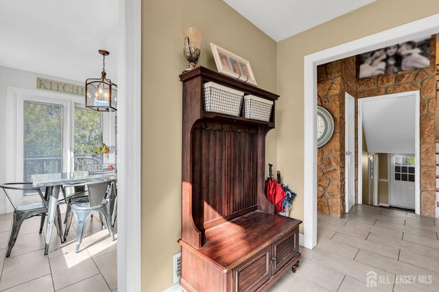 290 brunswick Avenue, Spotswood, NJ 08884