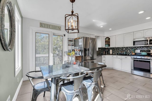 290 brunswick Avenue, Spotswood, NJ 08884