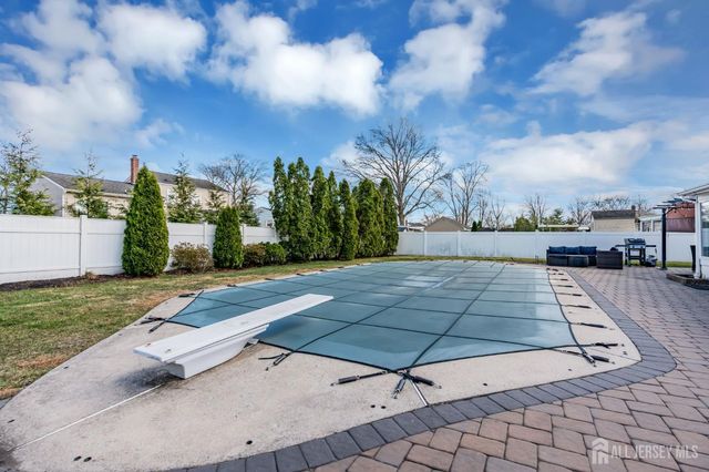 290 brunswick Avenue, Spotswood, NJ 08884