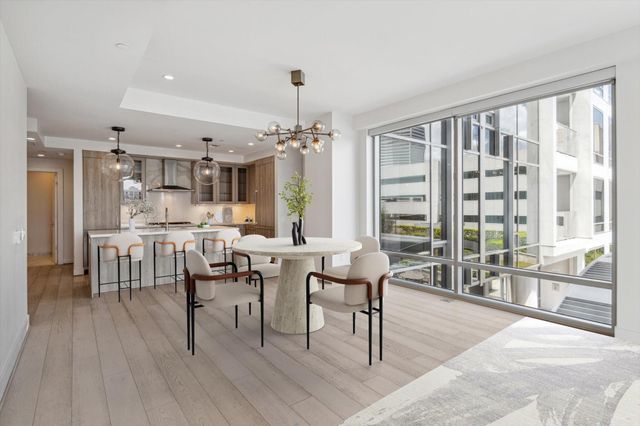 2047 Westcreek Lane 505, Houston, TX 77027