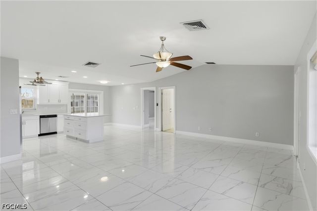 2658 SW 32nd ST, Cape Coral, FL 33914