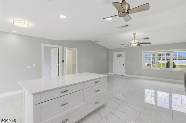 2658 SW 32nd ST, Cape Coral, FL 33914