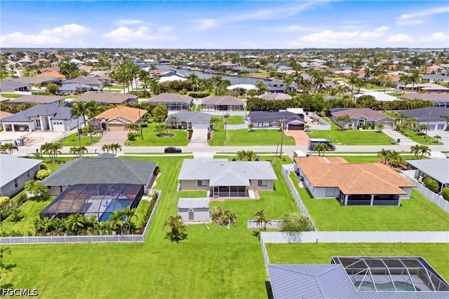 2658 SW 32nd ST, Cape Coral, FL 33914