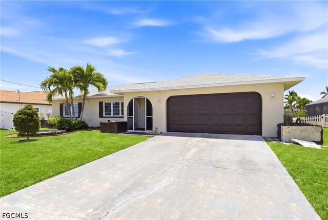 2658 SW 32nd ST, Cape Coral, FL 33914
