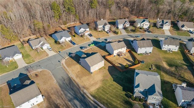 400 Walnut Crossing Drive, Whitsett, NC 27377