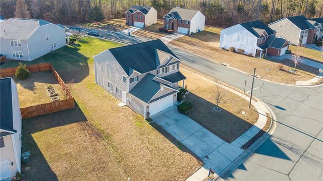 400 Walnut Crossing Drive, Whitsett, NC 27377