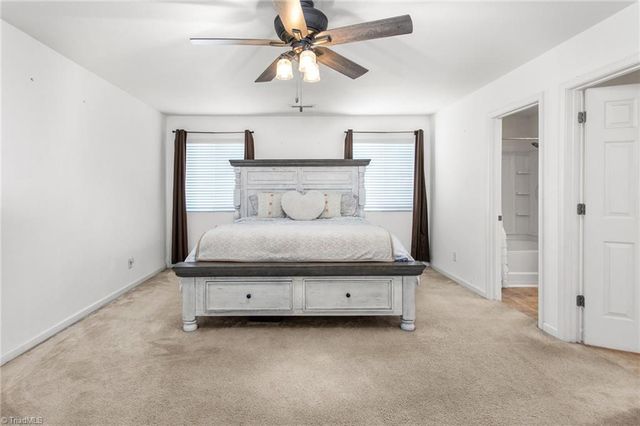 400 Walnut Crossing Drive, Whitsett, NC 27377