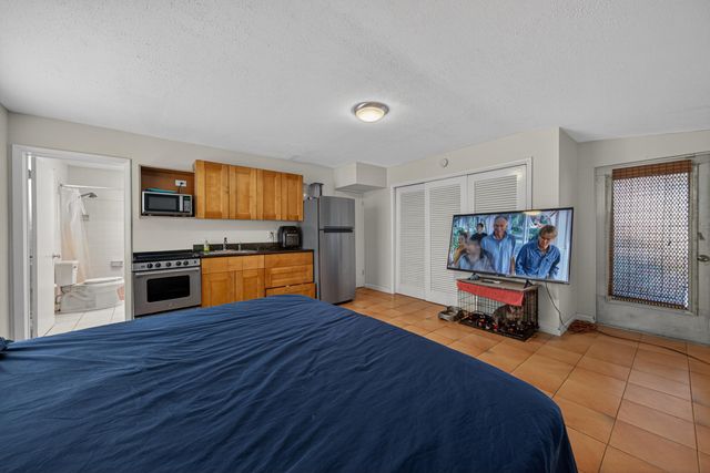 1211 NE 35th Street, Pompano Beach, FL 33064