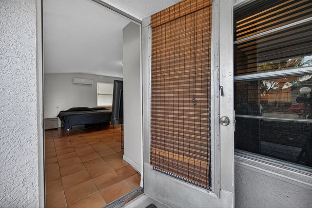 1211 NE 35th Street, Pompano Beach, FL 33064