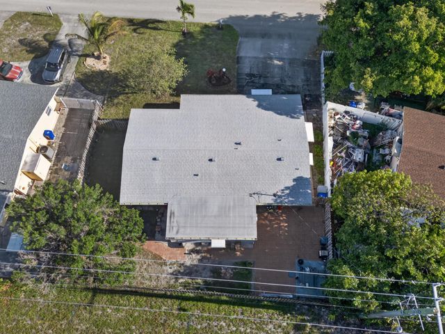 1211 NE 35th Street, Pompano Beach, FL 33064