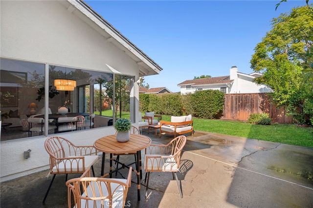 2030 Port Weybridge, Newport Beach, CA 92660