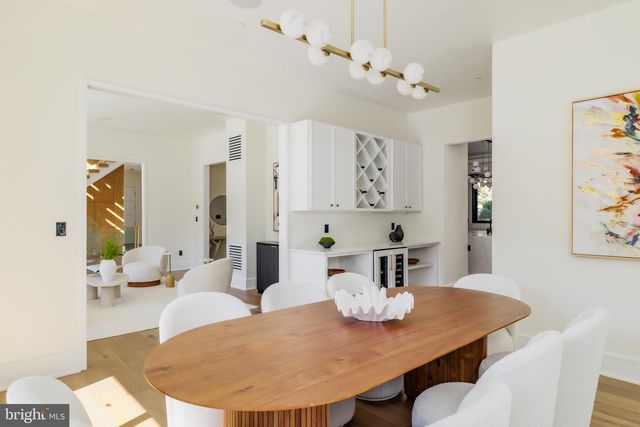 6605 LYBROOK CT, Bethesda, MD 20817