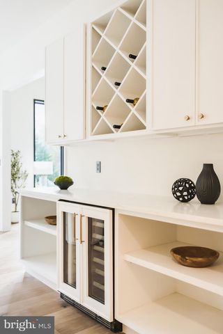 6605 LYBROOK CT, Bethesda, MD 20817