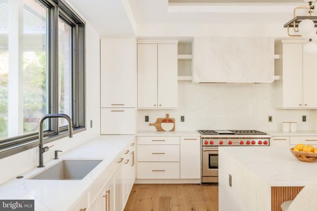 6605 LYBROOK CT, Bethesda, MD 20817