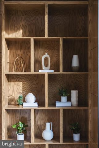 6605 LYBROOK CT, Bethesda, MD 20817