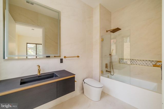 6605 LYBROOK CT, Bethesda, MD 20817